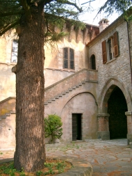 CASTELLO DI BRIGNANO FRASCATA