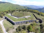 FORTEZZA A 1100 METRI SUL MAR LIGURE