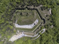 FORTEZZA A 1100 METRI SUL MAR LIGURE