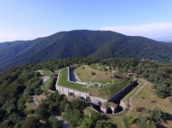 FORTEZZA A 1100 METRI SUL MAR LIGURE