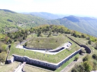 FORTEZZA A 1100 METRI SUL MAR LIGURE