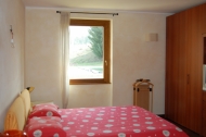 CASALE IN SASSO CON DEPENDANCE E PISCINA