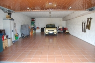 CASALE IN SASSO CON DEPENDANCE E PISCINA