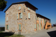 CASALE INDIPENDENTE CON PISCINA