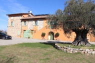 CASALE INDIPENDENTE CON PISCINA