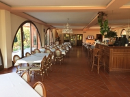 COMPLESSO IMMOBILIARE CON MANEGGIO E CLUB HOUSE