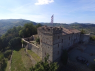 CASTELLO DEL XII SECOLO COMPLETAMENTE RESTAURATO