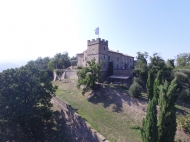 CASTELLO DEL XII SECOLO COMPLETAMENTE RESTAURATO