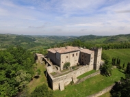 CASTELLO DEL XII SECOLO COMPLETAMENTE RESTAURATO