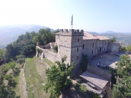 CASTELLO DEL XII SECOLO COMPLETAMENTE RESTAURATO