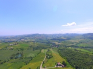 CASALE IN SASSO CON PISCINA