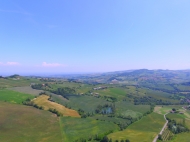 CASALE IN SASSO CON PISCINA