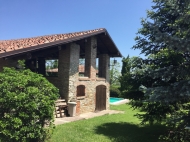 CASALE IN SASSO CON PISCINA