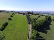 DOMINANTE RESIDENZA IN ALTA VAL LURETTA