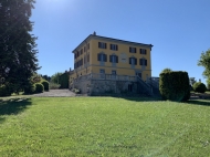 DOMINANTE RESIDENZA IN ALTA VAL LURETTA