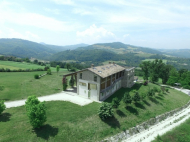 PRESTIGIOSO CASALE IN GEOTERMICO