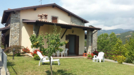 VILLA INDIPENDENTE IN VAL TREBBIA