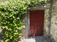 CASALE  IN SASSO DEL 1800 SULLE COLLINE PIACENTINE