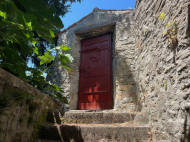 CASALE  IN SASSO DEL 1800 SULLE COLLINE PIACENTINE