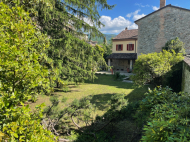 CASALE DI FINE '800 INTERAMENTE IN SASSO A BETTOLA