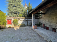 CASALE DI FINE '800 INTERAMENTE IN SASSO A BETTOLA