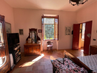 CASALE DI FINE '800 INTERAMENTE IN SASSO A BETTOLA