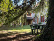 CASALE DI FINE '800 INTERAMENTE IN SASSO A BETTOLA
