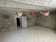 CASALE DI FINE '800 INTERAMENTE IN SASSO A BETTOLA