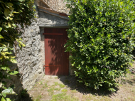 CASALE  IN SASSO DEL 1800 SULLE COLLINE PIACENTINE
