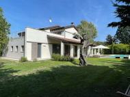 ESCLUSIVA VILLA CON PISCINA IN VAL TREBBIA