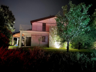 ESCLUSIVA VILLA CON PISCINA IN VAL TREBBIA